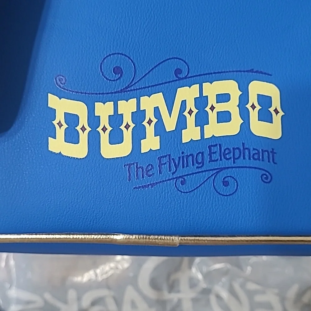 Disney Dumbo Loungefly - Picture 8 of 10